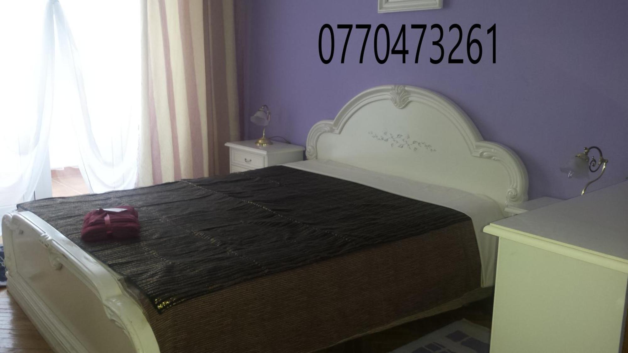 Pelican Proxy Apartment Oradea Extérieur photo