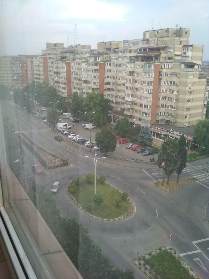 Pelican Proxy Apartment Oradea Extérieur photo